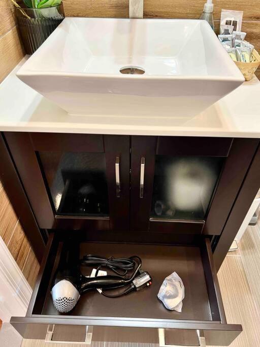 402 Stylish Luxe At Center Self Check-in Apartamento